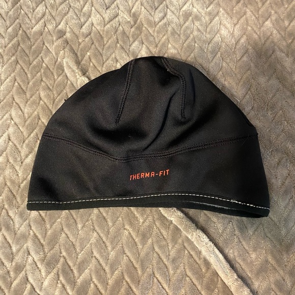 Nike Thermal Hat - Picture 3 of 4
